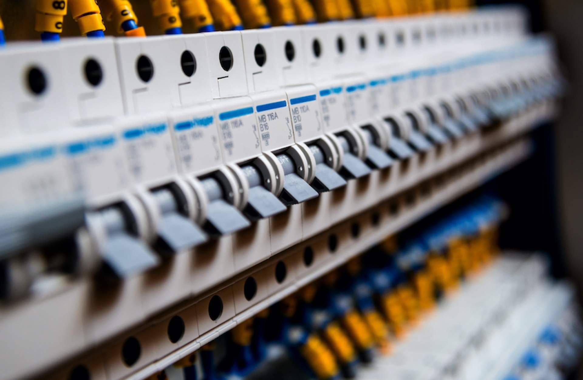 Tableros eléctricos a prueba de explosión, disponibles en Soldexel