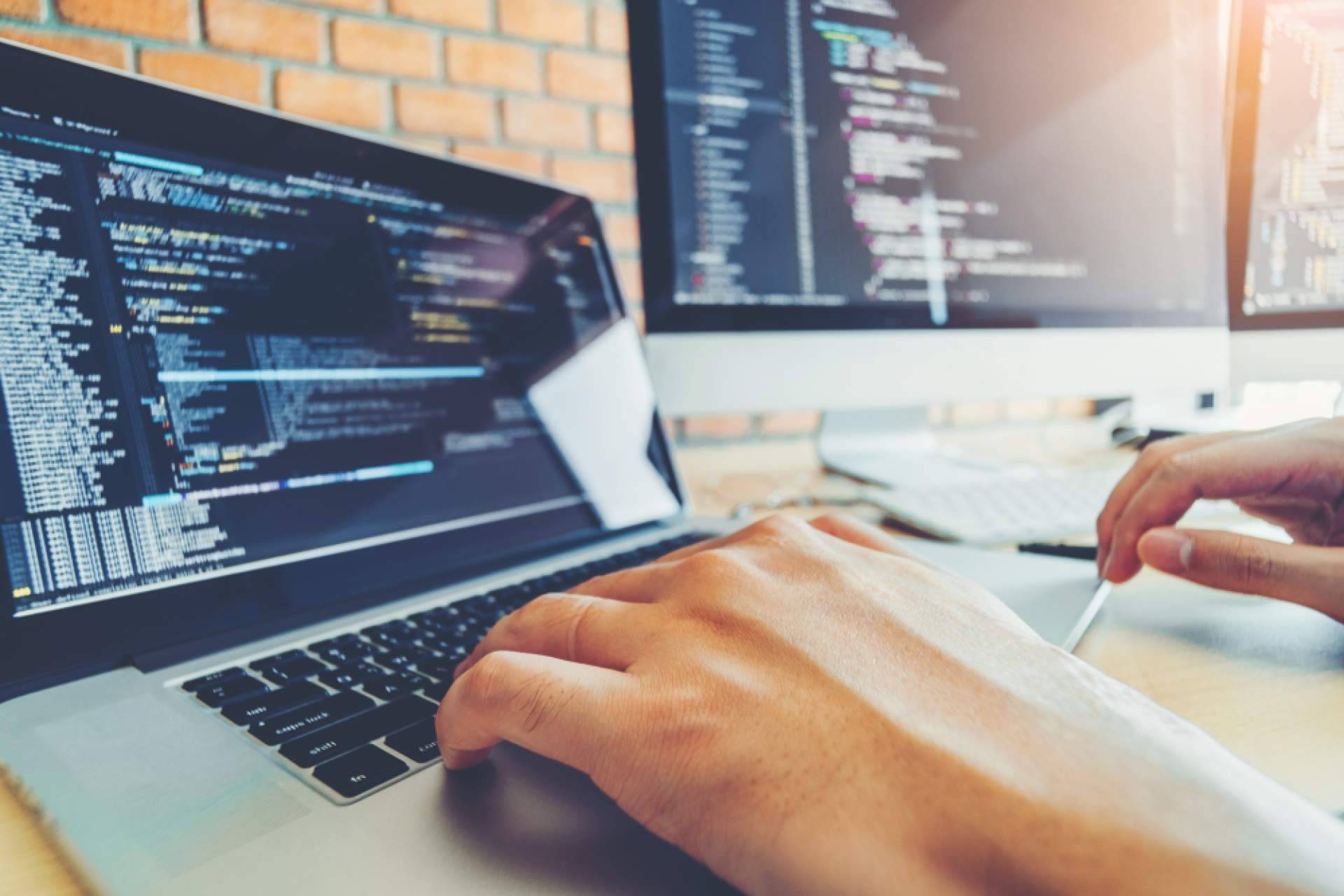 Javier Fueyo habla sobre sus conocimientos sobre el lenguaje de programación Prolog