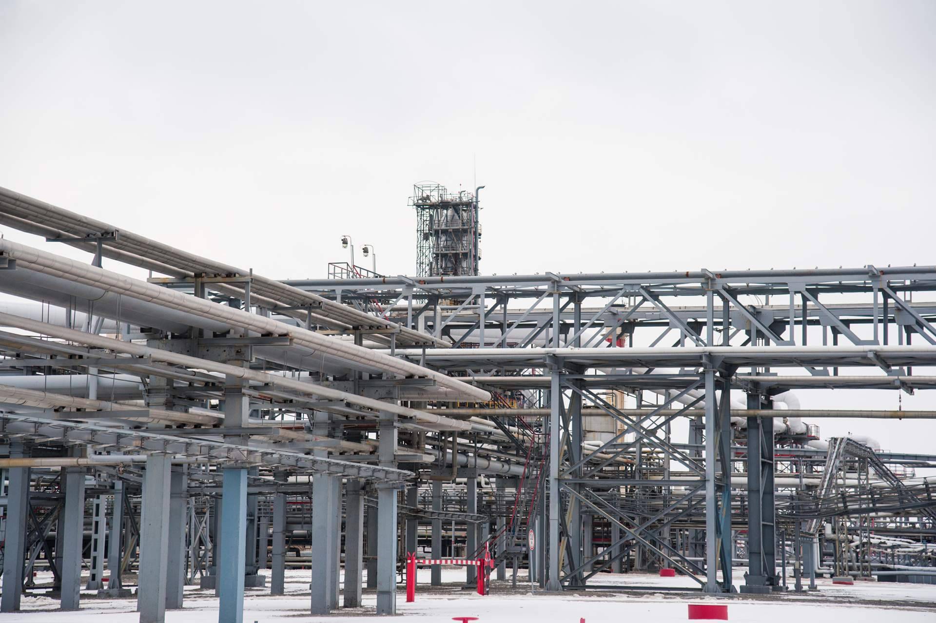 Polynex impulsa la reducción de costos en oleoductos con sus reductores de viscosidad de petróleo